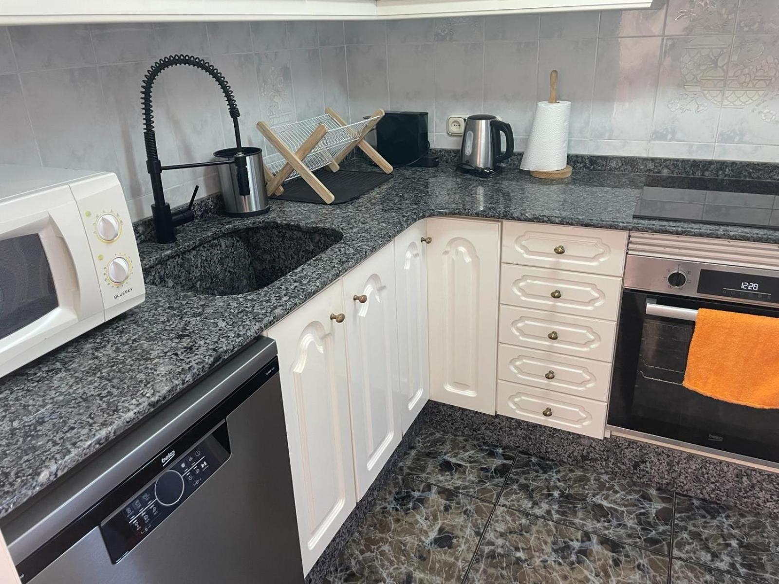 Apartamento En Complejo Residencial Con Piscina Y Garaje A 100M Del Mar Las Canteras  Εξωτερικό φωτογραφία